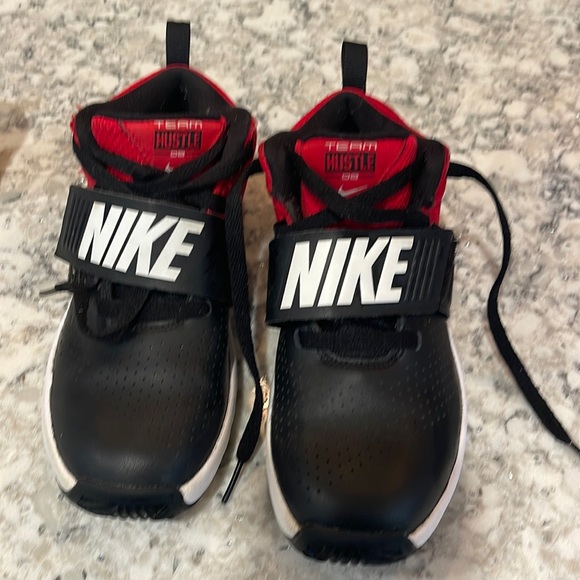 Nike Shoes Nike Sneakers Young Boy Size 3 Poshmark